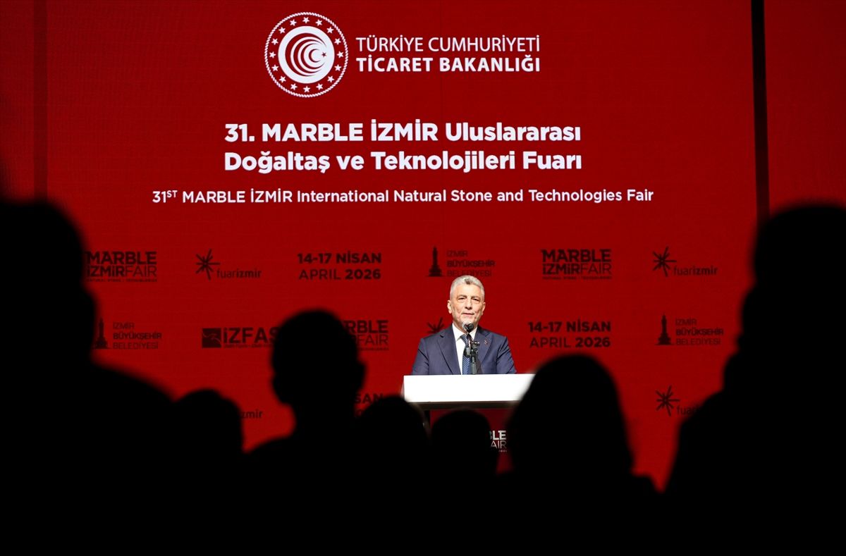 Ticaret Bakanı Bolat, İzmir'de fuar açılışına katıldı