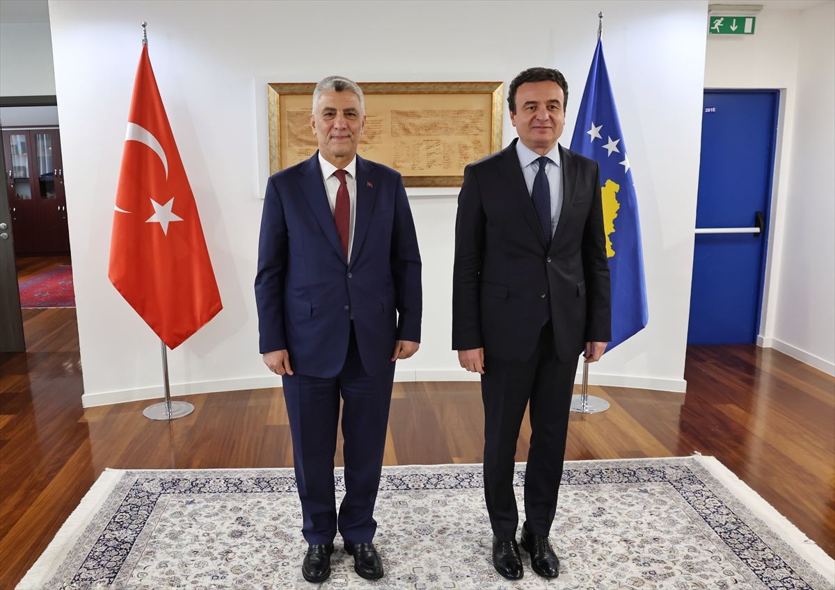 Ticaret Bakanı Bolat, Kosova Başbakanı Kurti ile görüştü