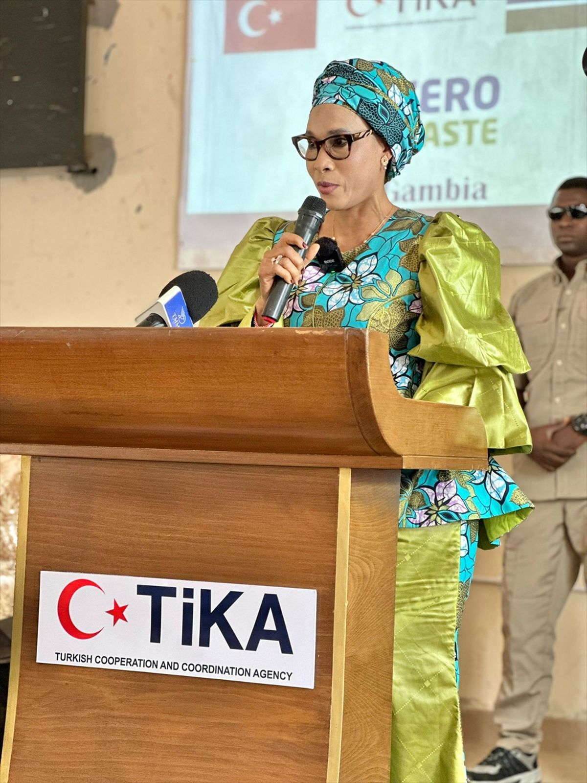 TİKA Gambiya’da Sıfır Atık Projesi Başlattı