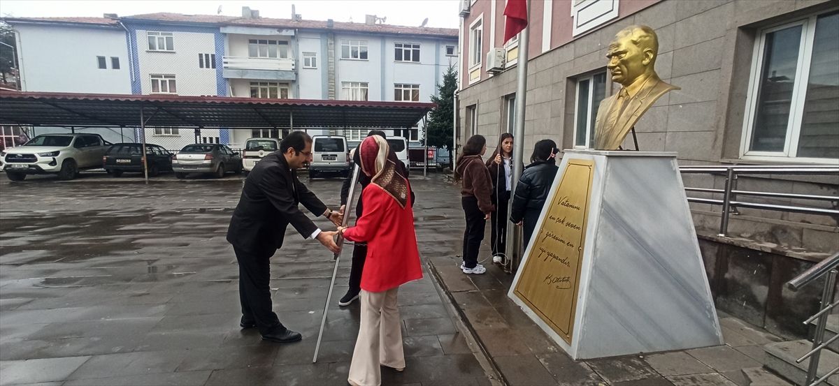 Tokat'ta 23 Nisan Ulusal Egemenlik ve Çocuk Bayramı dolayısıyla tören düzenlendi