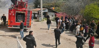 Tokat'ta iki katlı evde çıkan yangında 2 kişi dumandan etkilendi