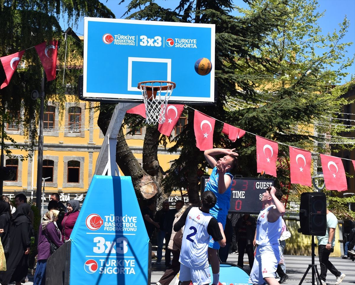 Trabzon'da 3x3 basketbol etabı başladı