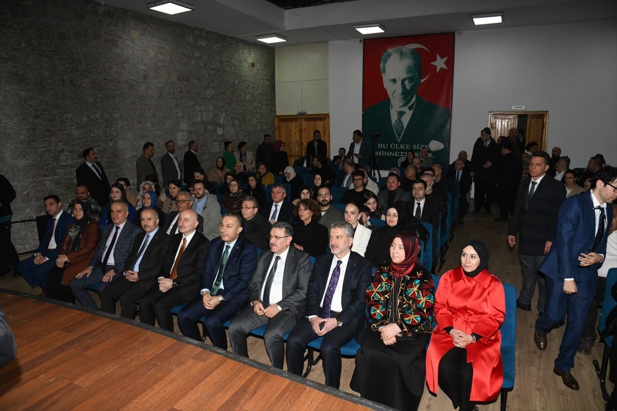 Trabzon'da Hüseyin Kazaz Kültür Merkezi kapılarını yeniden sanata ve sanatseverlere açtı