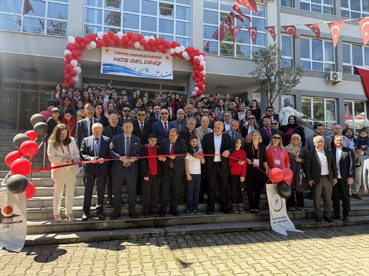 Trabzon'da TÜBİTAK 4006 Projeleri Sergisi açıldı