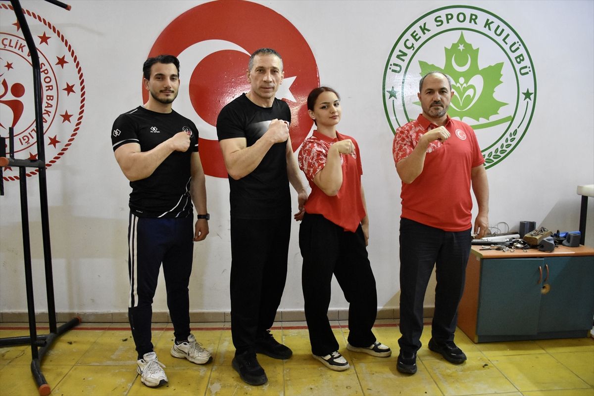 Bilek güreşi milli sporcuları, Avrupa şampiyonasına odaklandı