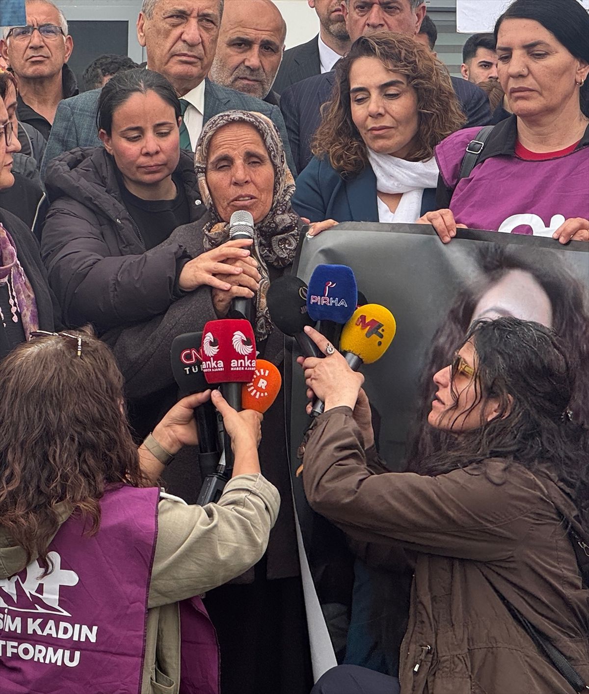 Tunceli'de Gülistan Doku için basın açıklaması düzenlendi