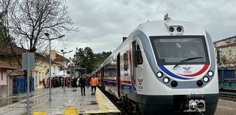Turistik Tuz Ekspresi 2026 sezonunun ilk seferinde Çankırı'ya geldi