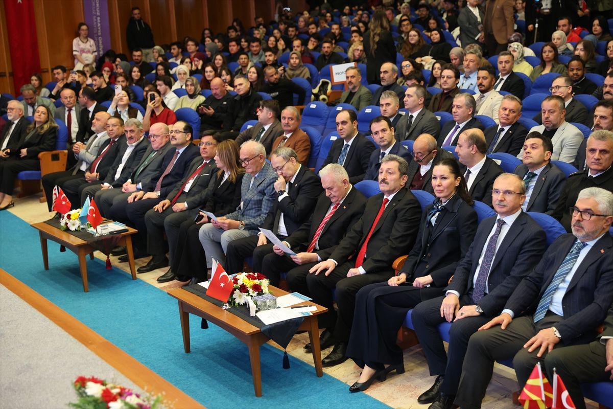 Türk Dünyası Şehircilik Zirvesi Samsun'da başladı