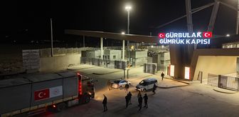 Türkiye'den tıbbi malzeme taşıyan 3 yardım tırı İran'a geçti