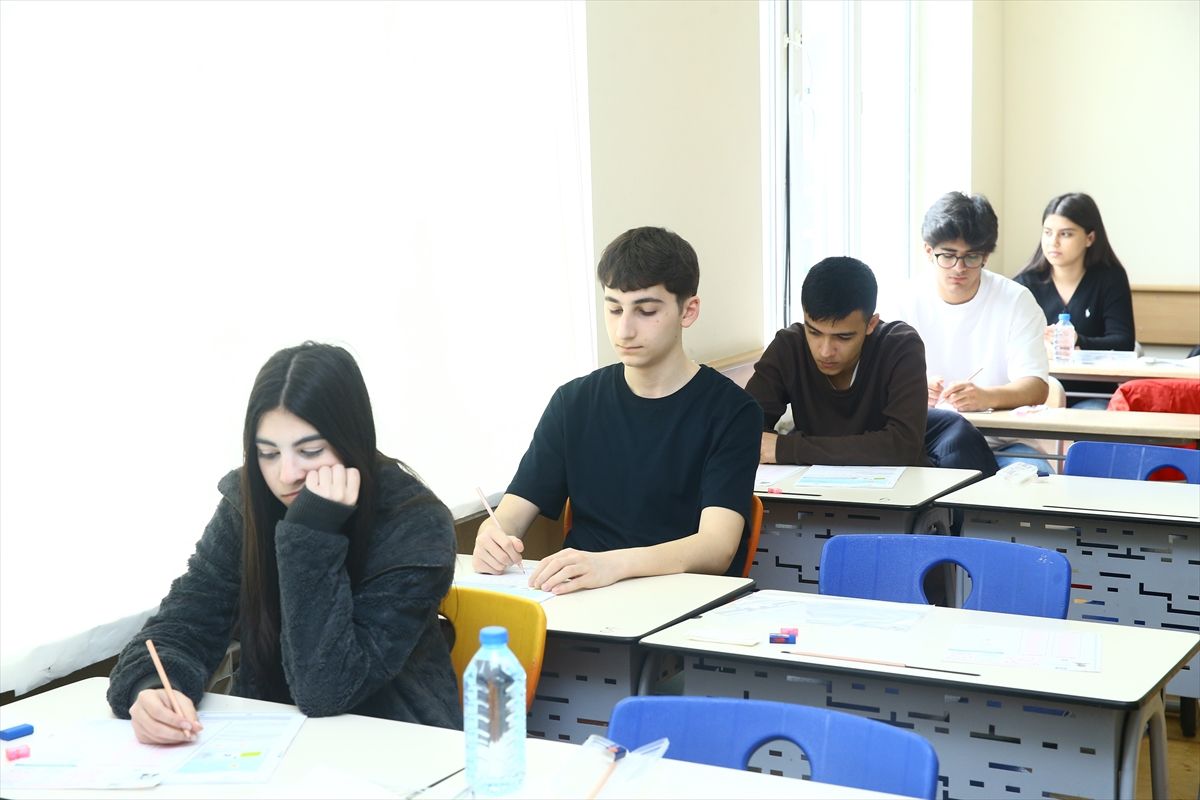 Türkiye Yurt Dışından Öğrenci Kabul Sınavı'na en yoğun ilgi Azerbaycan'dan oldu