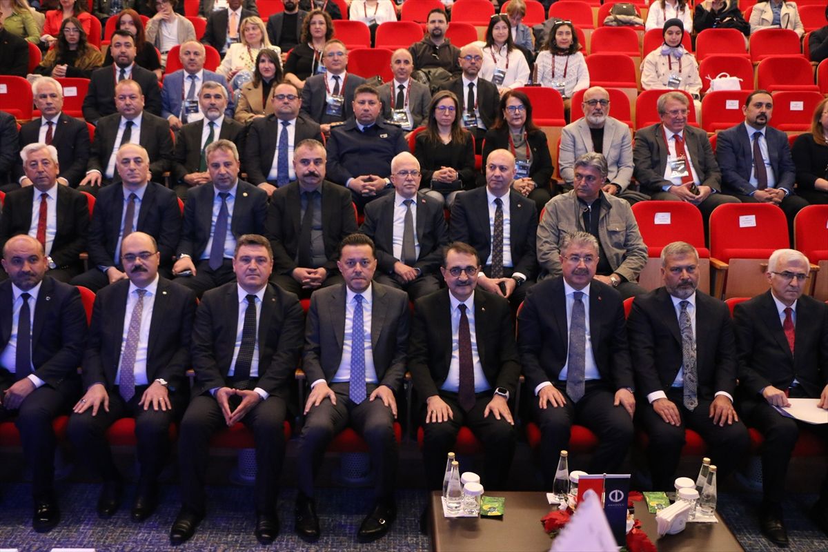 'Uluslararası Eskişehir Yapay Zeka Zirvesi' başladı
