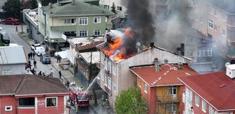 Ümraniye'de bir binanın çatısında çıkan yangın söndürüldü