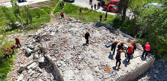 Uşak'ta 5,5 büyüklüğündeki depremin tatbikatı yapıldı