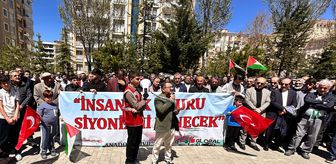 Van'da İsrail'in Küresel Sumud Filosu'na saldırısı protesto edildi