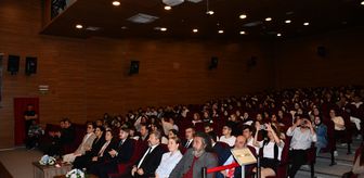 Vezirköprü MYO'da 'Yapay Zeka Gerçeği Sempozyumu' yapıldı