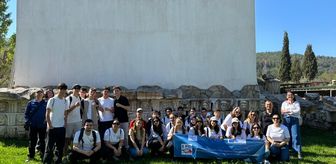 Yabancı öğretmen ve öğrenciler Stratonikeia Antik Kenti'ni gezdi
