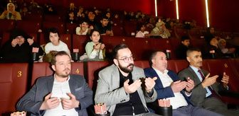 Yetim çocuklar, Hazreti Muhammed'in hayatını anlatan filmi sinemada izledi