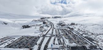 Ziyaretçi rekoru kıran Erciyes'in trafiği, yeni otopark ve alternatif yolla rahatlayacak