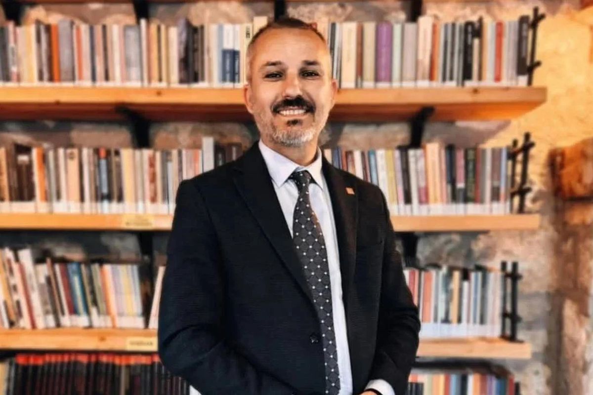CHP'li meclis üyesi Yüksel Temel gözaltına alındı