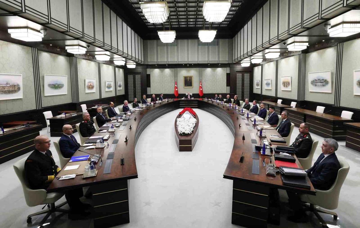 MGK Bildirisi: 'Terörün milletimizin gündeminden geri dönmemek üzere çıkarılacağı vurgulanmıştır'