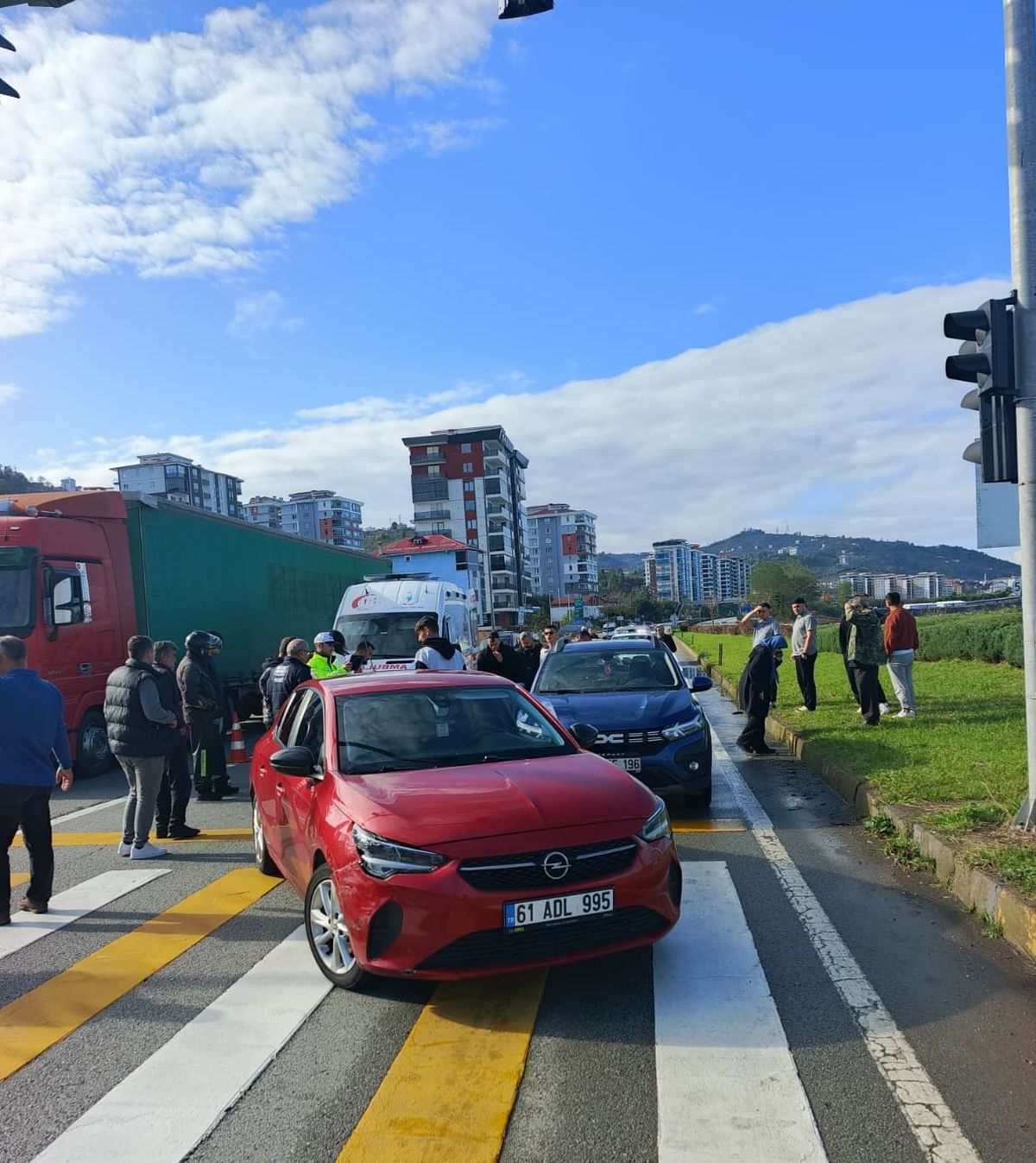 Trafikteki kavgada emekli öğretmenin ölümüne neden olan sanık, hakim karşısında