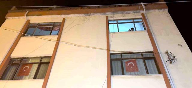 apartmandan gelen kotu koku aci gercegi ortay 6 19730838 o