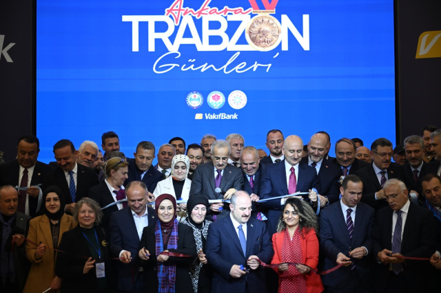 Minister Uraloğlu with Trabzon