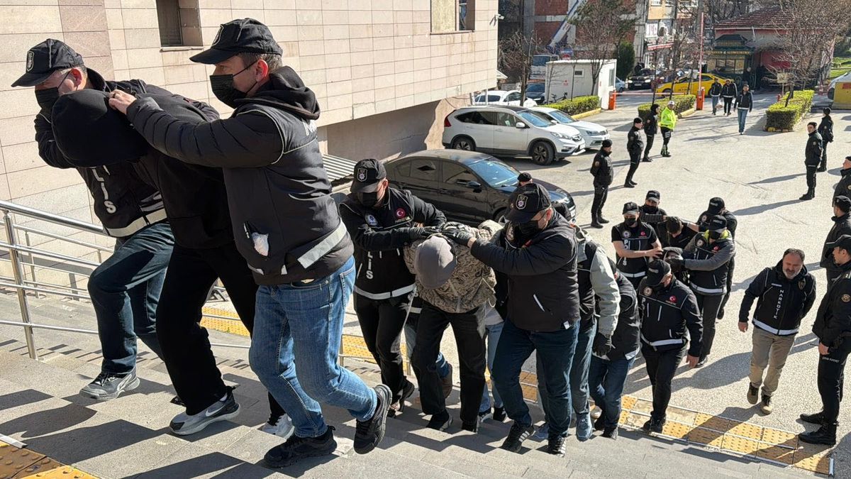 6 ilde uyuşturucu operasyonu: 20 şüpheli gözaltına alındı