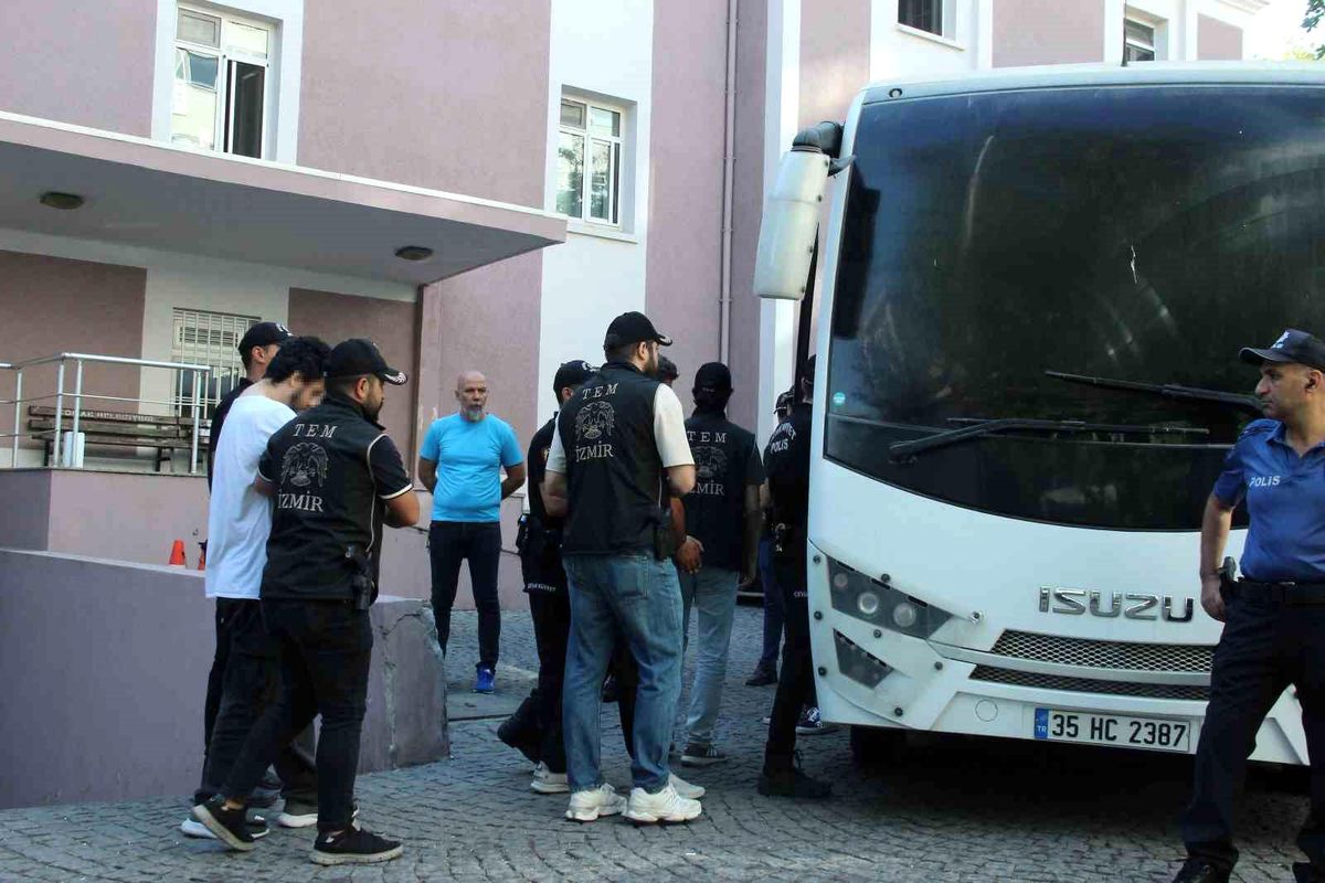 İzmir'de 3 polisin şehit olduğu saldırının davası bugün başlıyor