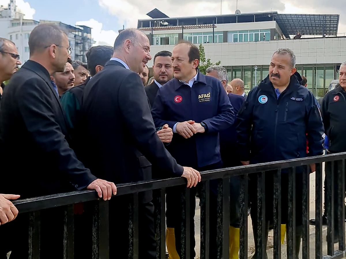 AFAD Başkanı Pehlivan, sel felaketinin yaşandığı Osmaniye'de