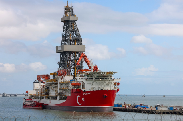 cagri bey somalide turk bayrag 94ca1574b8 5210 10 m