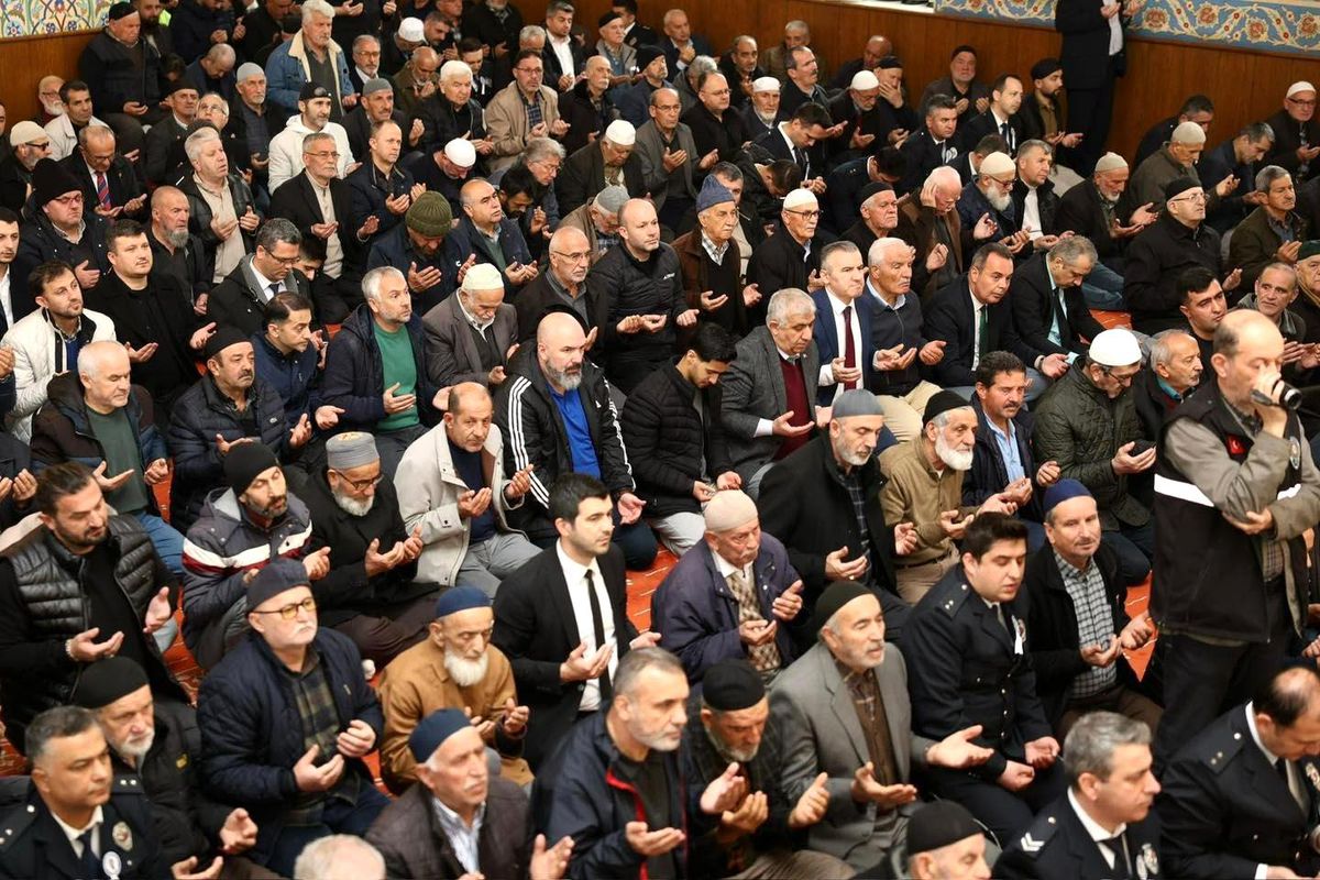 Düzce'de şehit polisler için mevlit okutuldu
