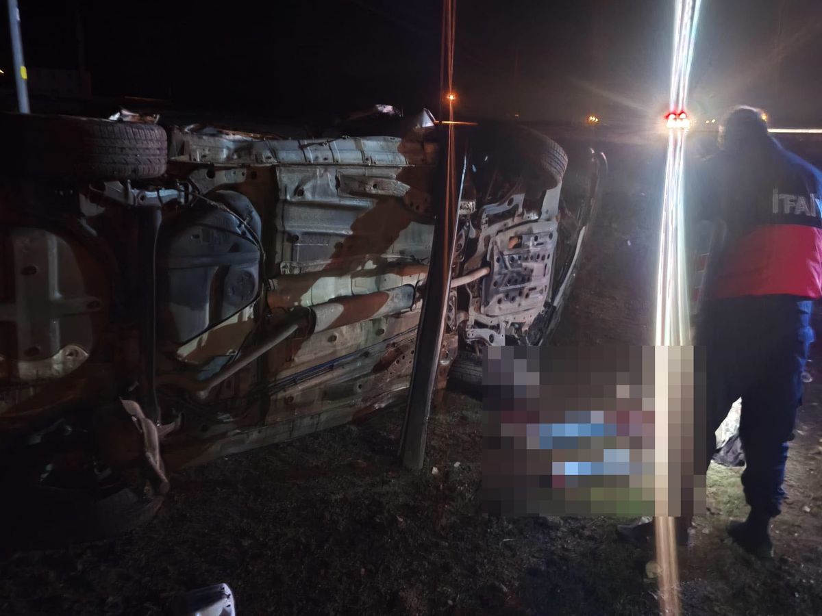Iğdır'da Otomobil Şarampole Devrildi: 1 Ölü