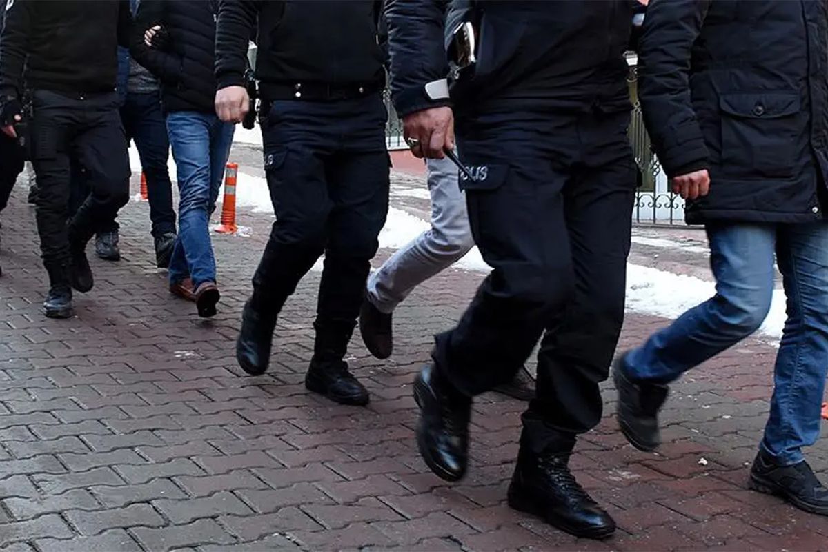 İstanbul'da organize suç örgütü operasyonu: 18 gözaltı