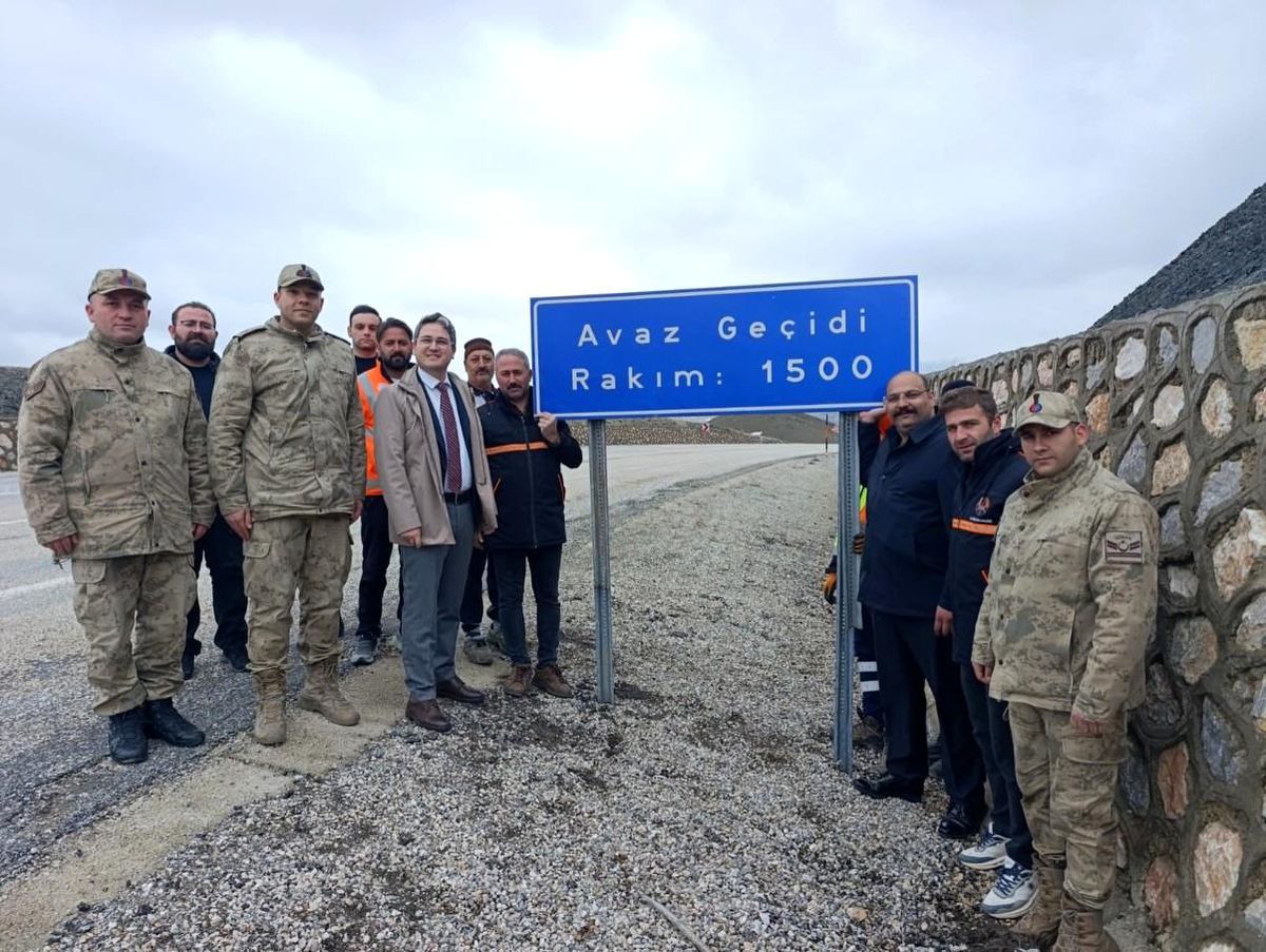 Kemaliye'de "Çimento Geçidi"nin adı "Avaz Geçidi" olarak değiştirildi