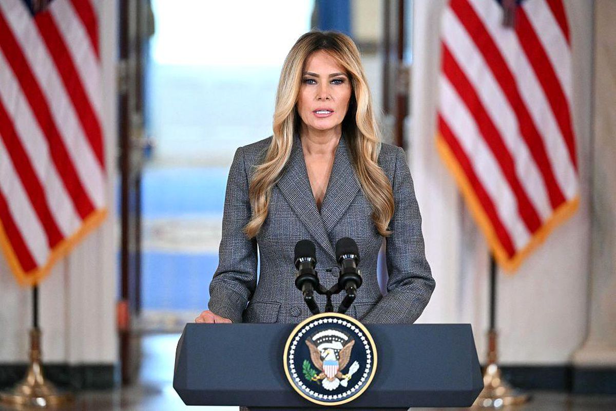 Melania Trump, Jeffrey Epstein ile bağlantı iddialarını reddetti, mağdurlar için duruşma çağrısı yaptı