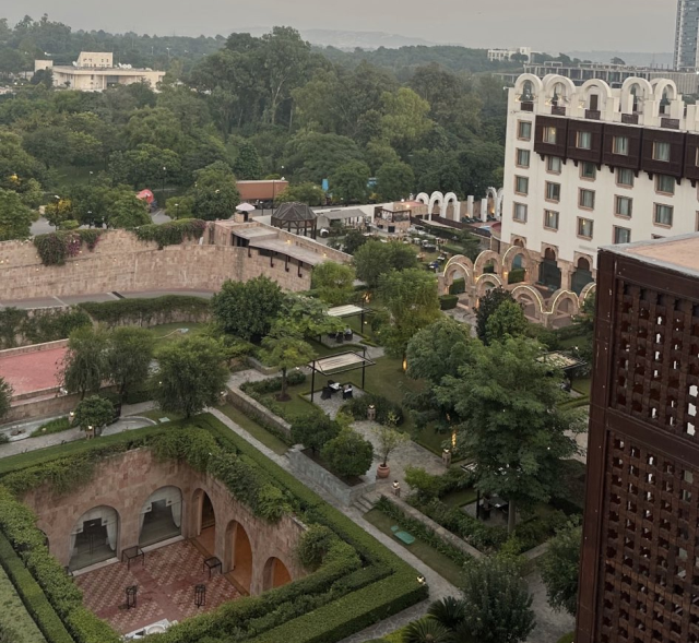Serena Otel