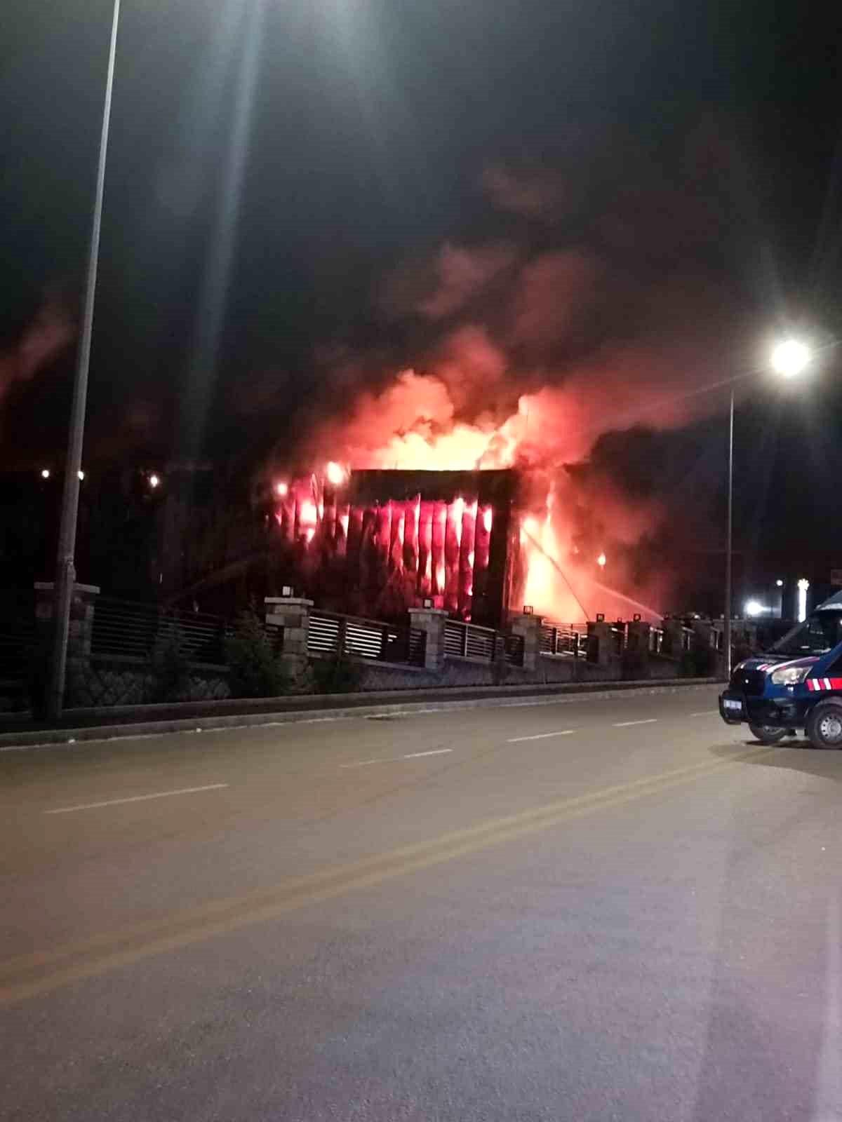 Ankara'da fabrika yangını