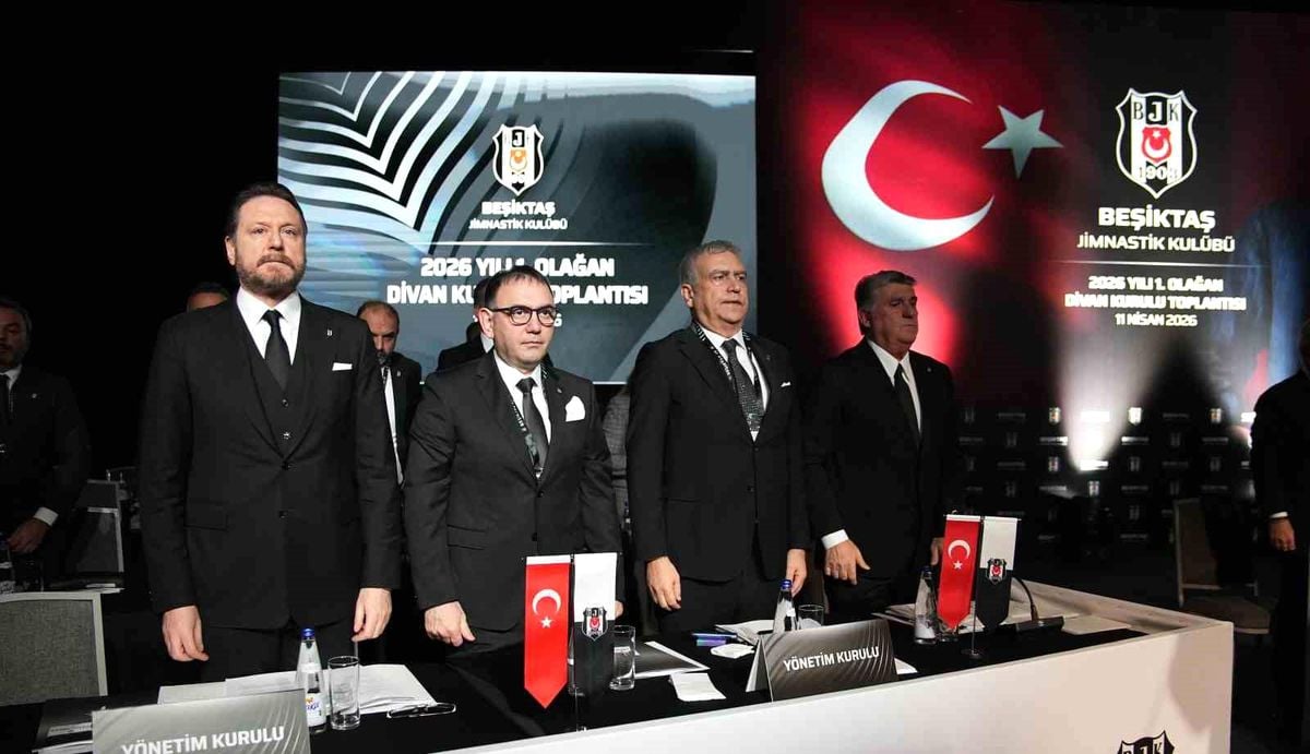 Beşiktaş'ta divan kurulu toplantısı başladı