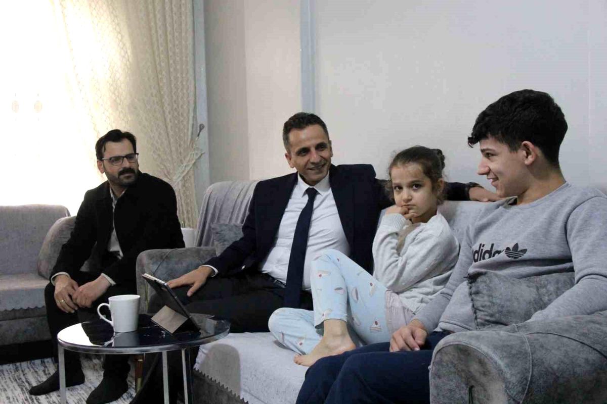 Cizre'de özel öğrencilerin öğrenme yolculuğu evlerinde sürüyor