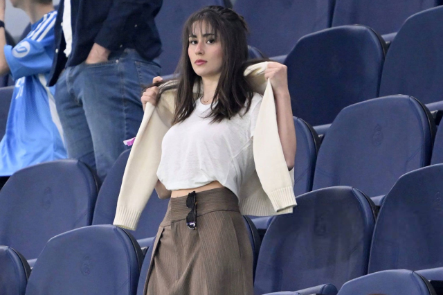 dun yine maca gitmis duru naym afd9d95adf 6538 1 m