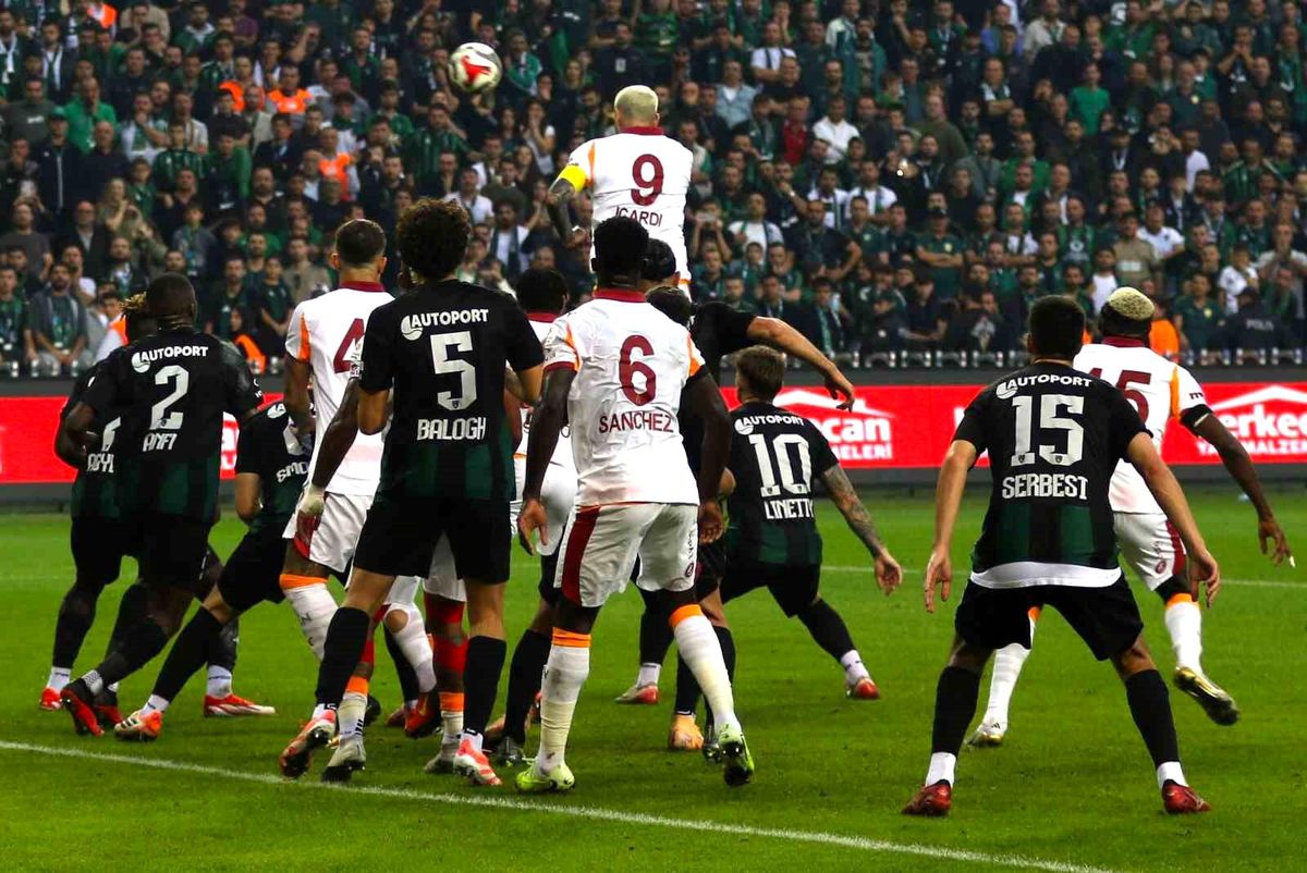 Galatasaray ile Kocaelispor 42. randevuda