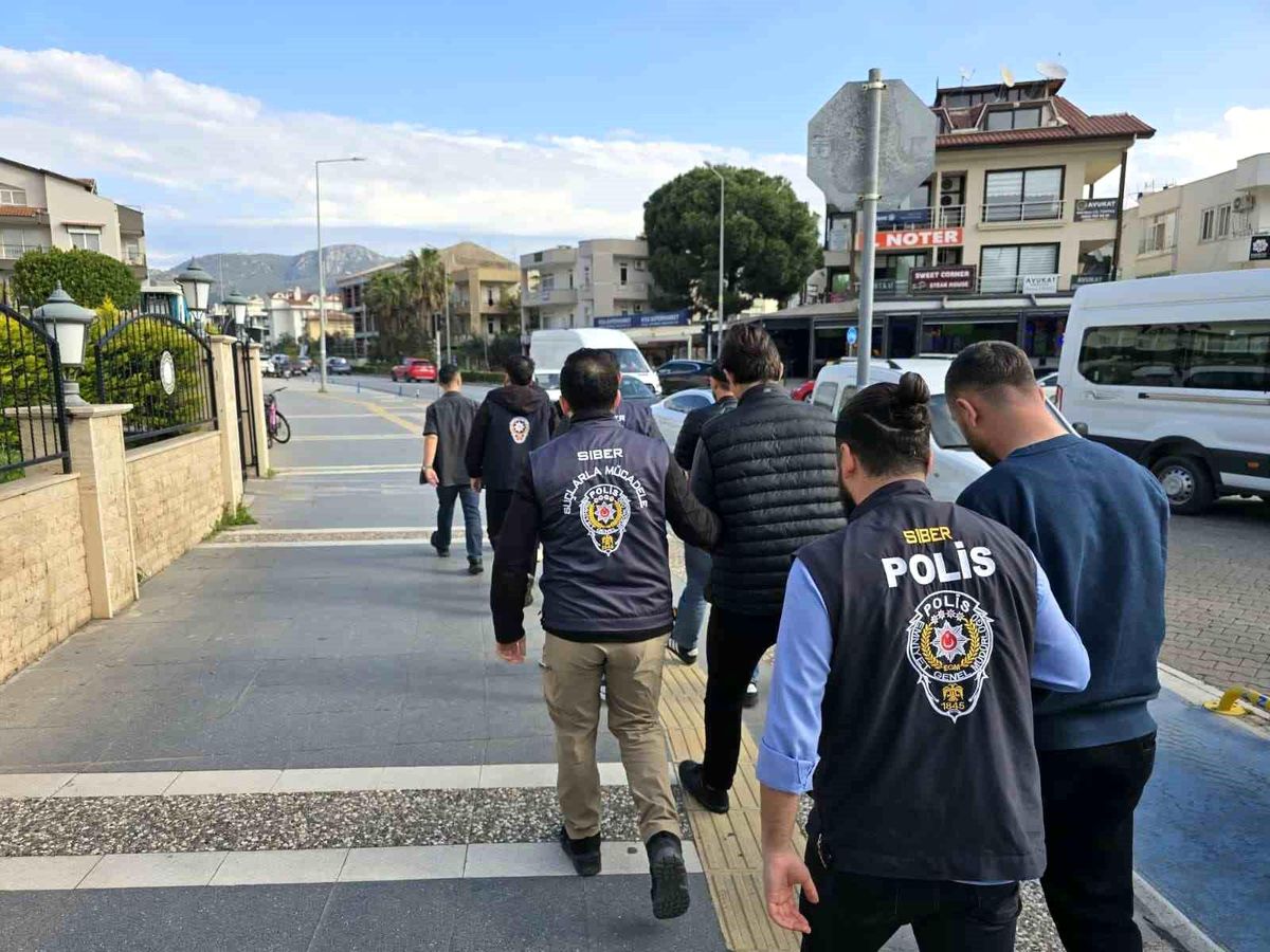 Marmaris'te 'sahte bungalov' şebekesi çökertildi: 8 gözaltı