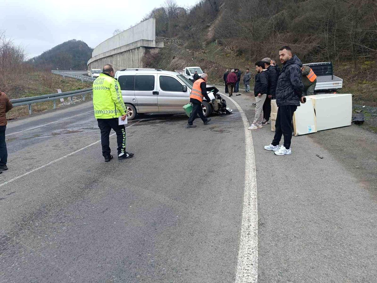 Ordu'da trafik kazası: 2 yaralı