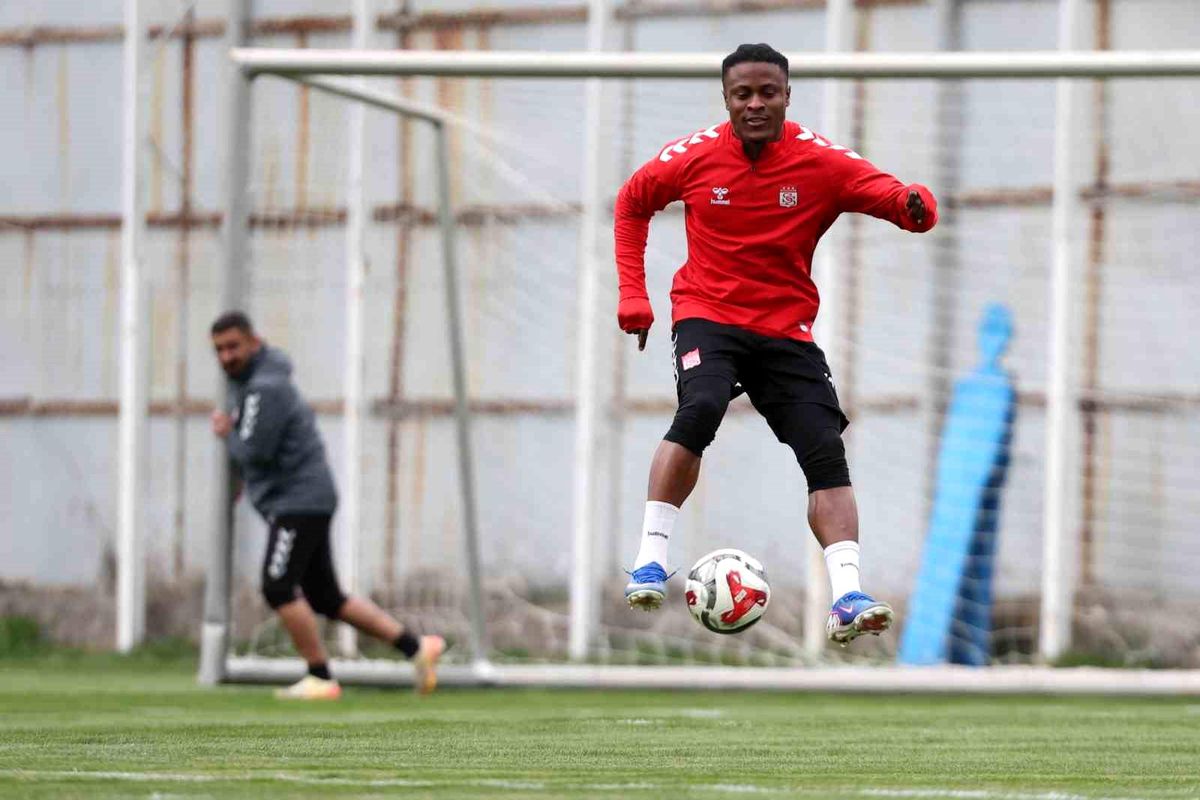 Sivasspor'da İstanbulspor mesaisi