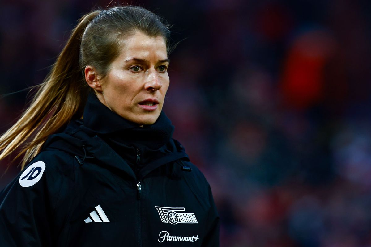 Bundesliga'nın ilk kadın teknik direktörü Marie-Louise Eta oldu! İşte başına geçtiği takım