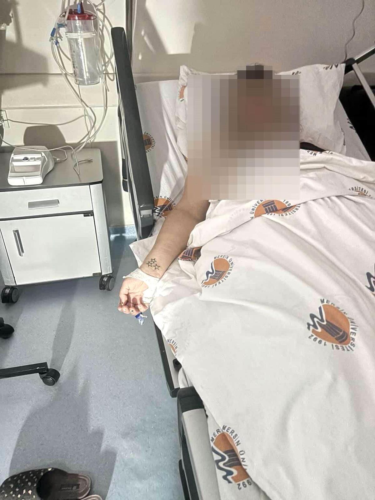 Eski erkek arkadaş önce boğmak istedi, sonra bıçakladı