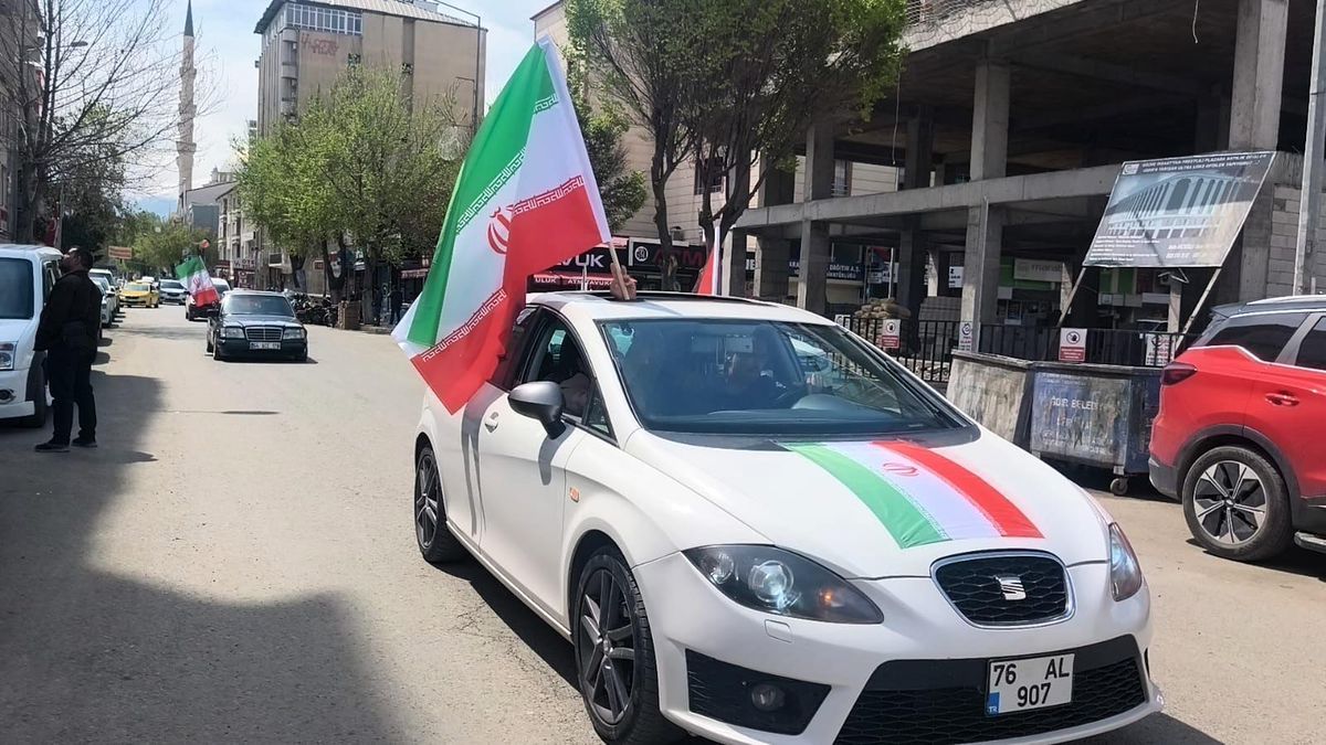 Iğdır'da 500 araçlık konvoyla "Zalimin Karşısındayız" mesajı