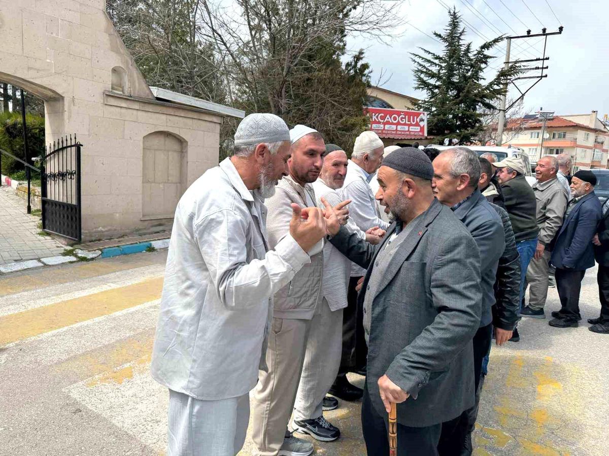 Otomobilin çarptığı yaya yaralandı