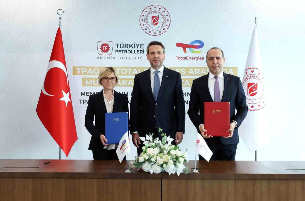 Bakan Bayraktar: 'Ülkemizin enerjideki tam bağımsızlık yürüyüşüne güç katmaya devam edeceğiz'